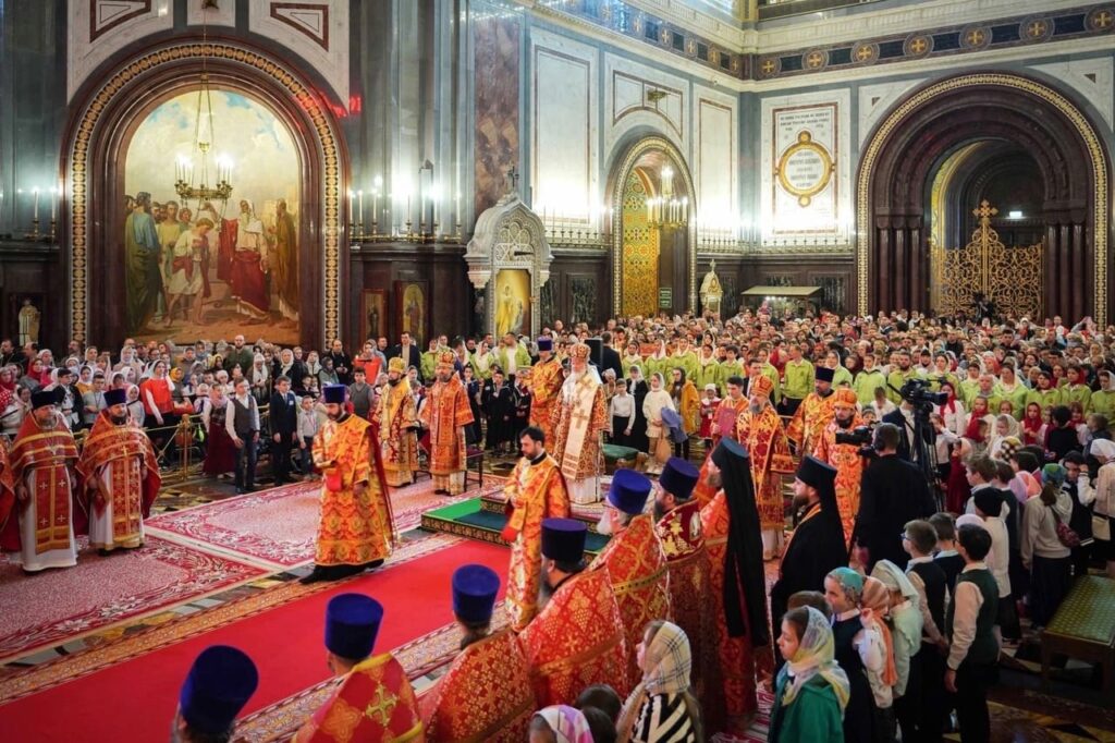 Божественной литургии со Святейшем Патриархом Московским и всея Руси Кириллом
